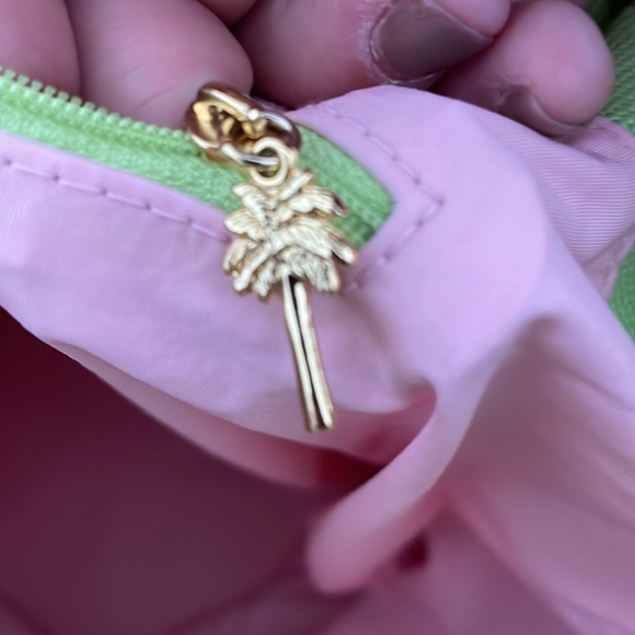 Lilly Pulitzer bucket bag with gorgeous flowers - Picture 6 of 7